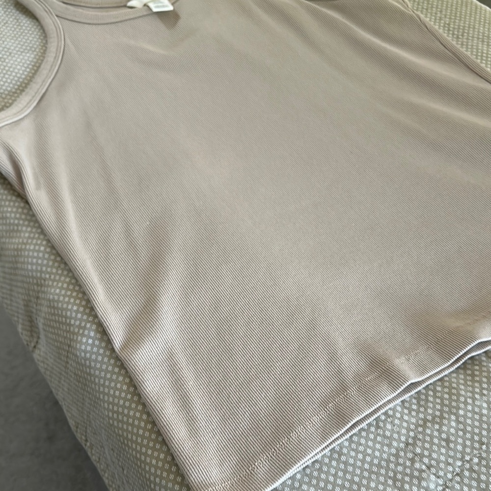 H&M Cream Sleeveless Tank Top - Picture 5 of 5